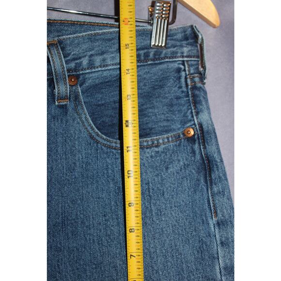 Levi's 501 Shorts Raw Seam Size 32 - Picture 4 of 7